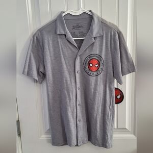 NWT Marvel Spider-Man Boys 14/16 Gray Button Up Short Sleeve Graphic Shirt